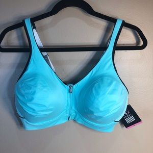 NWT Victoria’s Secret VSX Sports Bra